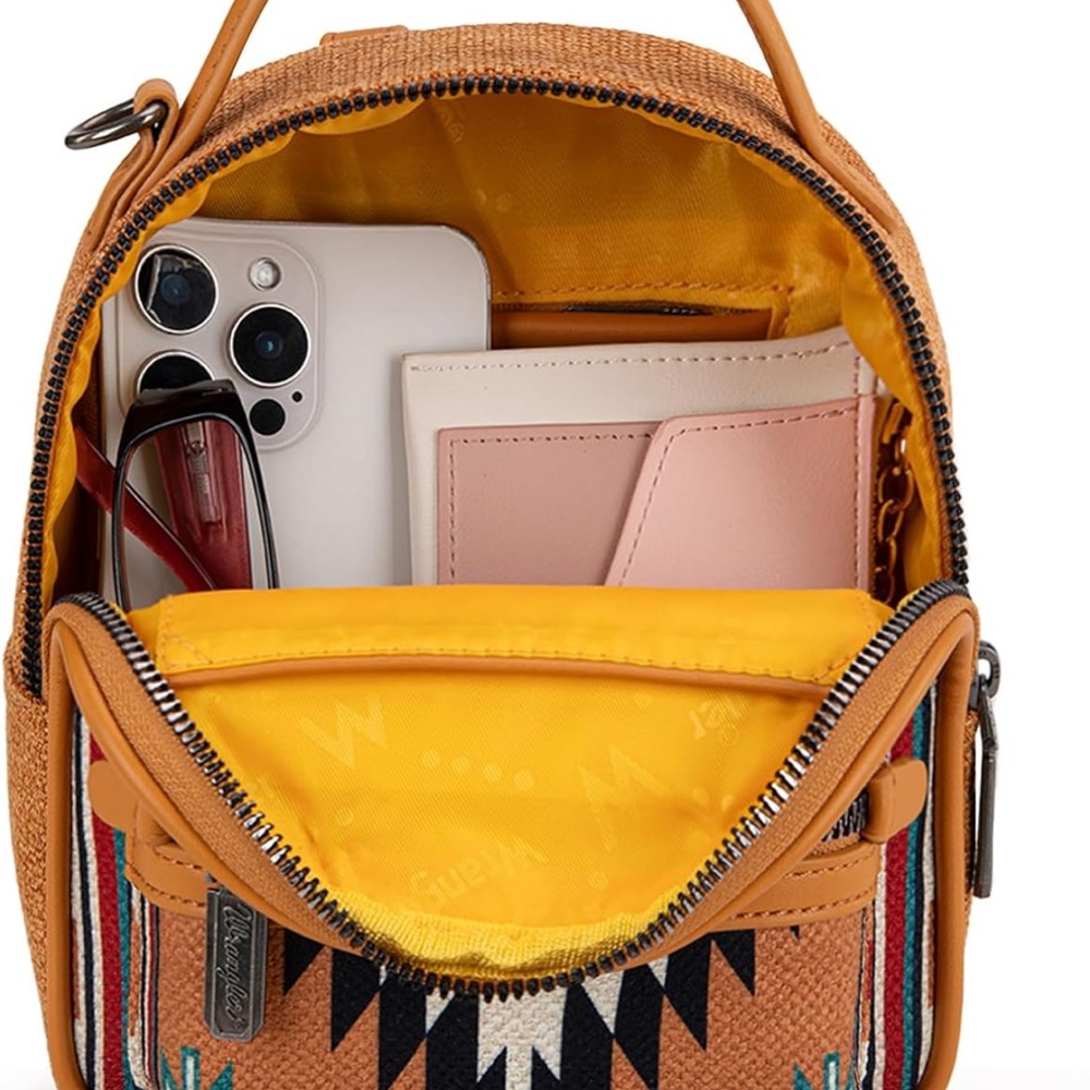 Wrangler Brown And Black Patterned Backpack Set - image 7